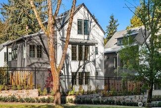 2226 NE 125th St, Seattle, WA 98125