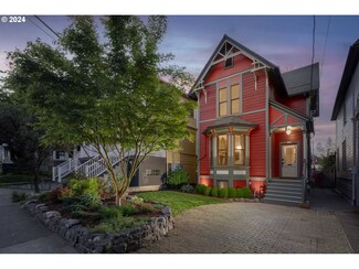 2347 NW Kearney St, Portland, OR 97210