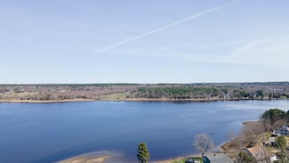 3 Berkley Ave, Assonet, MA 02702