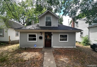 426 S Francis Ave, Lansing, MI 48912
