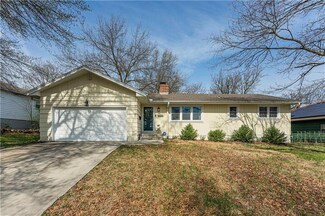 10000 Tracy Ave, Kansas City, MO 64131