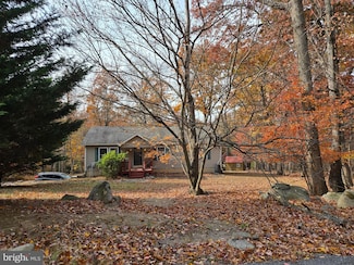 351 Cub Run Ln, Harpers Ferry, WV 25425