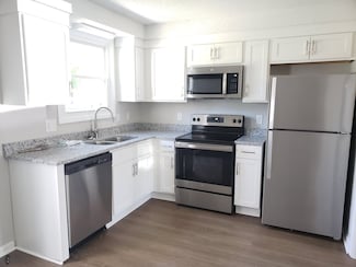 610 Commerce St Unit 1-5, Clarksville, TN 37040