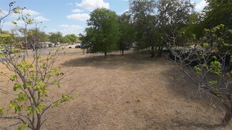 18 Mustang Dr, Morgan's Point Resort, TX 76513