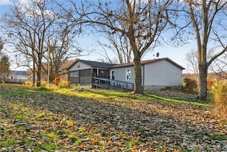 1590 Hamburg Rd SW, Lancaster, OH 43130