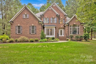 4660 Sawgrass Ct, Denver, NC 28037