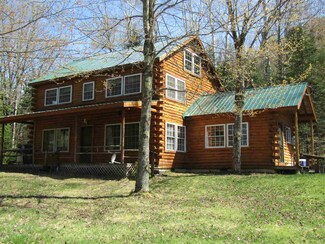 39 Sims Stream Rd, Colebrook, NH 03576