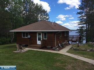8981 & 8985 W Bear Island Rd, Babbitt, MN 55706