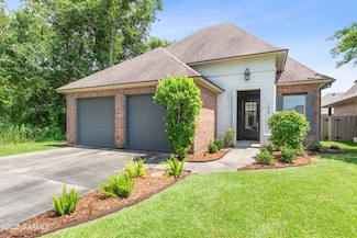 106 Whitewater Dr, Broussard, LA 70518