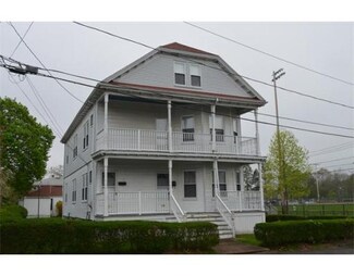 22 Dartmouth St, Taunton, MA 02780