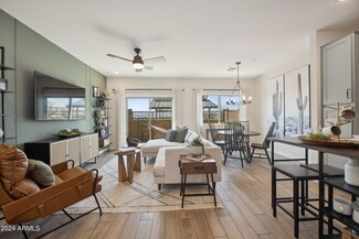2827 W Red Fox Rd, Phoenix, AZ 85083