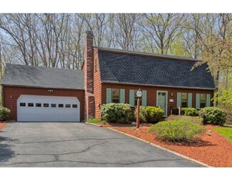 13 Aquarius Ln, Townsend, MA 01469