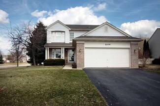 1004 John Friend Dr Unit 1, Naperville, IL 60540
