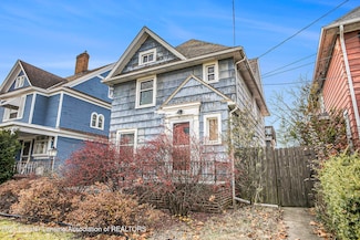 423 N Pine St, Lansing, MI 48933