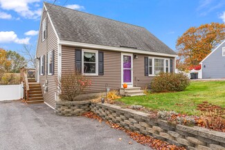 11 Phillip St, Scarborough, ME 04074