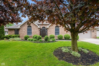 5601 W Sun Point Dr, Muncie, IN 47304