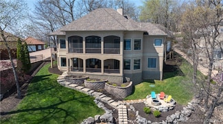 50 Brookhaven Ct, Sunrise Beach, MO 65079