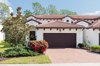 7907 Bristol Cir, Naples, FL 34112