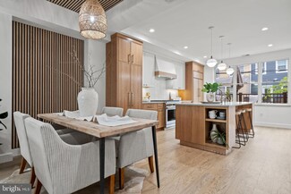 1108 4th St NE, Washington, DC 20002