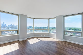 3320 Spinnaker Ln Unit 16D, Detroit, MI 48207