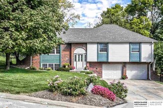 12314 Grey Fawn Dr, Omaha, NE 68154