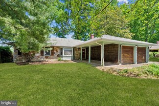 34 Forest Hill Dr, Cherry Hill, NJ 08003