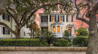 5 Logan St, Charleston, SC 29401