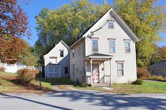 7 Page St, Hallowell, ME 04347