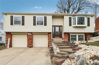 417 Manor Rd, Delmont, PA 15626