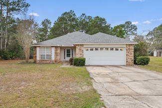 1931 Bayou Dr, Navarre, FL 32566