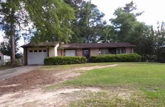 203 Pine Hills Dr, Dothan, AL 36301