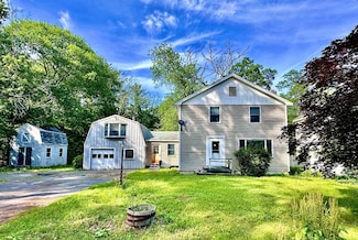 7 Lakeshore Dr, Georgetown, MA 01833
