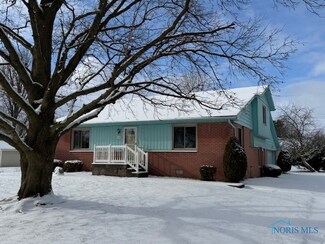 1306 Graceland Ave, Findlay, OH 45840