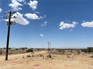 93025 Cambria Rd, Phelan, CA 92371