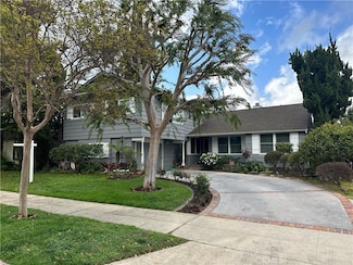12640 Sarah St, Studio City, CA 91604