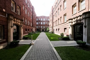 3263 W Wrightwood Ave Unit 1Q, Chicago, IL 60647