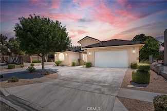 27333 Lakeview Dr, Helendale, CA 92342