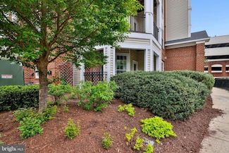 12933 Centre Park Cir Unit 106, Herndon, VA 20171