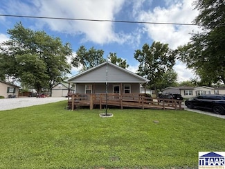 1039 Avenue D St, Greencastle, IN 46135