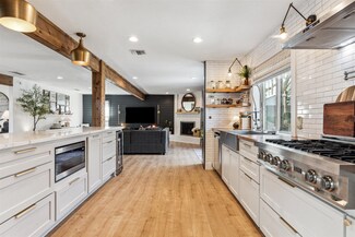 16311 Mill Point Dr, Houston, TX 77059