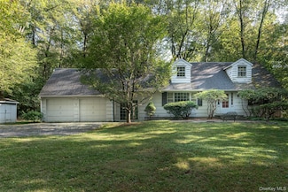 5 Hadley Rd, Armonk, NY 10504