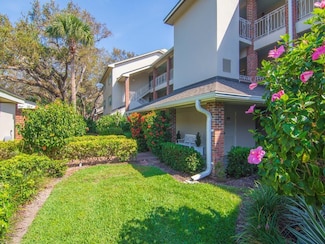 109 W Park Shores Cir Unit 40, Vero Beach, FL 32963