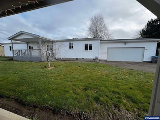 4155 NE Three Mile Ln, McMinnville, OR 97128