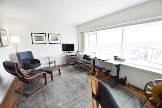 555 E William St Unit 21E, Ann Arbor, MI 48104