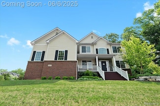 5641 Ciderberry Dr, Brighton, MI 48116