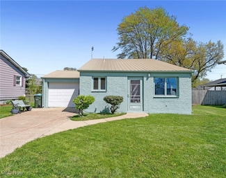 445 Morton Rd, Vermilion, OH 44089