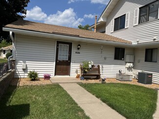 2612 Brookdale Ln, Brooklyn Park, MN 55444