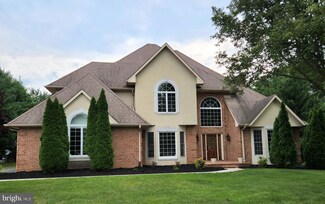 20305 Parkwood Ct, Hagerstown, MD 21742