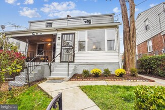 816 Division Ave NE, Washington, DC 20019