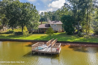 699 Lakeview Heights Rd, Jackson's Gap, AL 36861